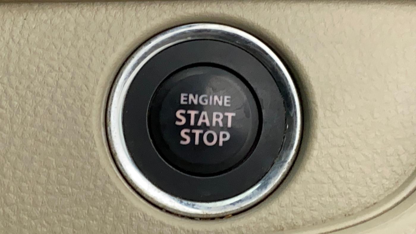 2015 Maruti Swift Dzire ZDI, Diesel, Manual, 39,384 km, Keyless Start/ Stop Button