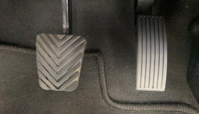 2021 Hyundai VENUE SX 1.0 (O) TURBO IMT, Petrol, Manual, 30,184 km, Pedals