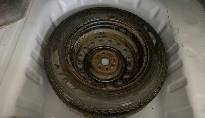 2016 Maruti Ciaz VXI, Petrol, Manual, 1,20,432 km, Spare Tyre