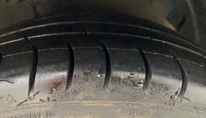 2018 Hyundai Xcent S 1.2, CNG, Manual, 94,803 km, Right Front Tyre Tread