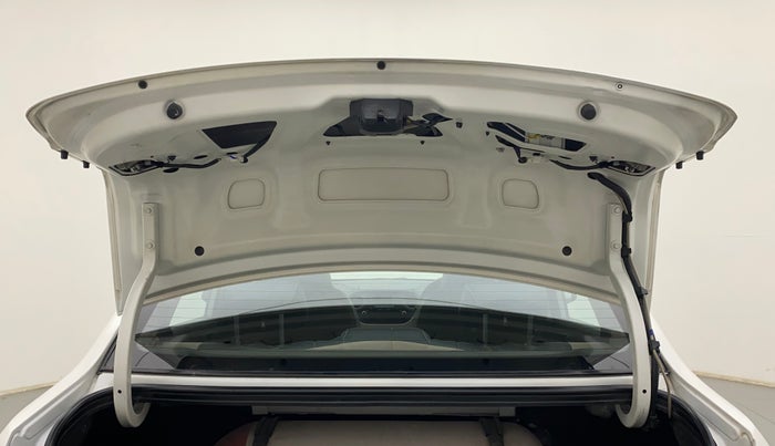 2018 Hyundai Xcent S 1.2, CNG, Manual, 94,803 km, Boot Door Open