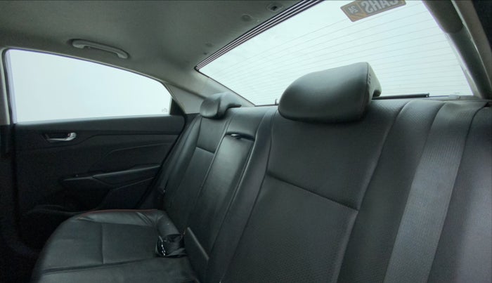 2020 Hyundai Verna SX (O) 1.0 TURBO DCT, Petrol, Automatic, 57,611 km, Right Side Rear Door Cabin
