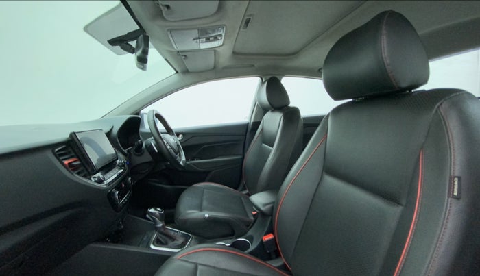 2020 Hyundai Verna SX (O) 1.0 TURBO DCT, Petrol, Automatic, 57,611 km, Right Side Front Door Cabin