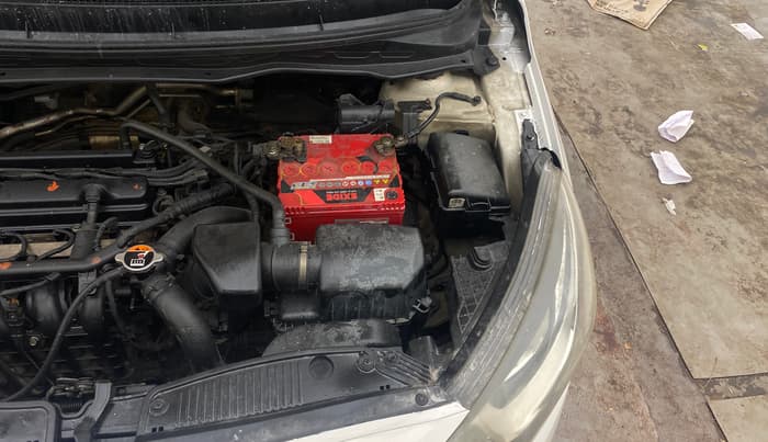 2013 Hyundai i20 ASTA 1.2, Petrol, Manual, 1,00,859 km, Engine View - Left