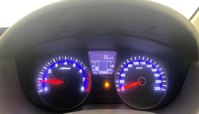 2013 Hyundai i20 ASTA 1.2, Petrol, Manual, 1,00,859 km, Odometer Image