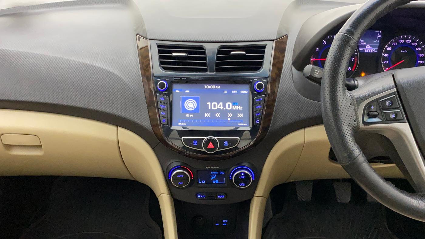 2017 Hyundai Verna 1.6 VTVT SX, Petrol, Manual, 58,934 km, Air Conditioner