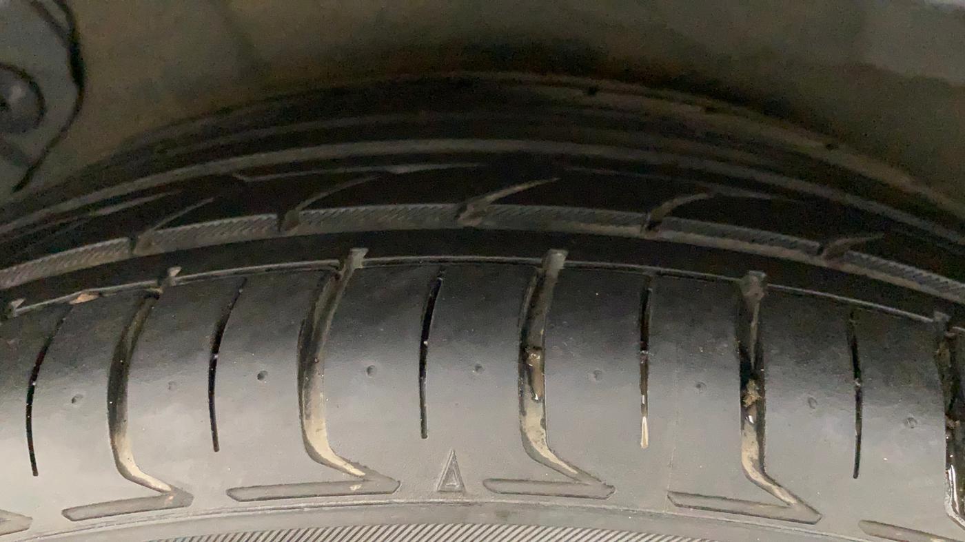 2017 Hyundai Verna 1.6 VTVT SX, Petrol, Manual, 58,934 km, Right Rear Tyre Tread