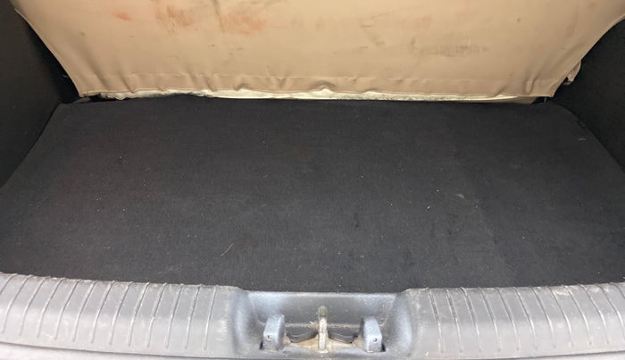 2013 Hyundai i20 MAGNA (O) 1.2, Petrol, Manual, 65,072 km, Boot Inside