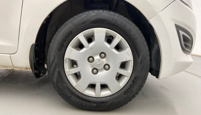 2013 Hyundai i20 MAGNA (O) 1.2, Petrol, Manual, 65,072 km, Right Front Wheel