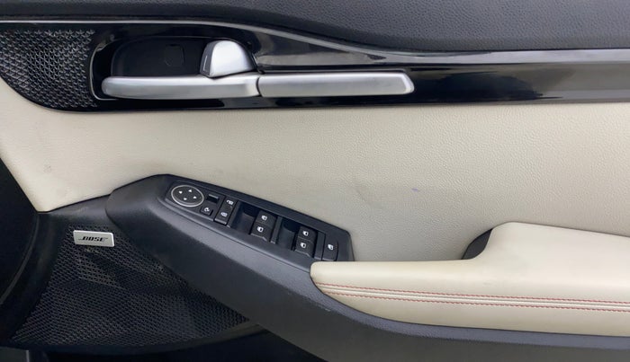 2020 KIA SELTOS GTX PLUS DCT 1.4 PETROL, Petrol, Automatic, 63,799 km, Driver Side Door Panels Control