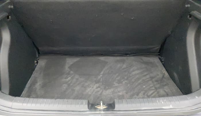 2016 Hyundai Elite i20 MAGNA 1.2, Petrol, Manual, 88,874 km, Boot Inside