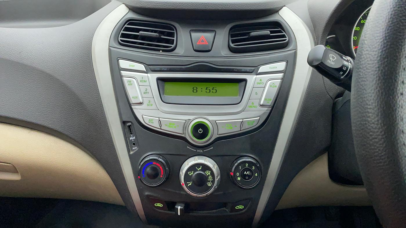 2017 Hyundai Eon MAGNA PLUS, Petrol, Manual, 58,380 km, Air Conditioner