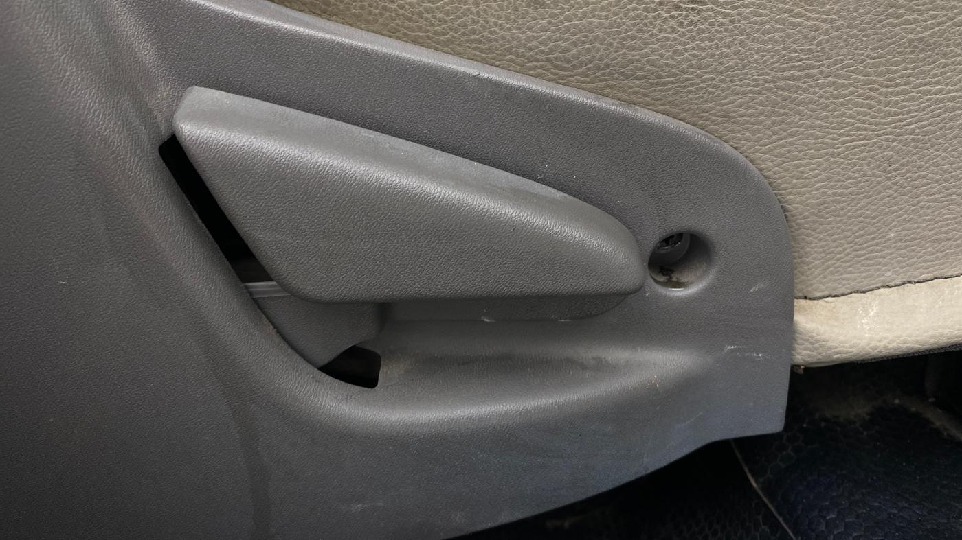 2014 Datsun Go T, Petrol, Manual, 23,093 km, Driver Side Adjustment Panel