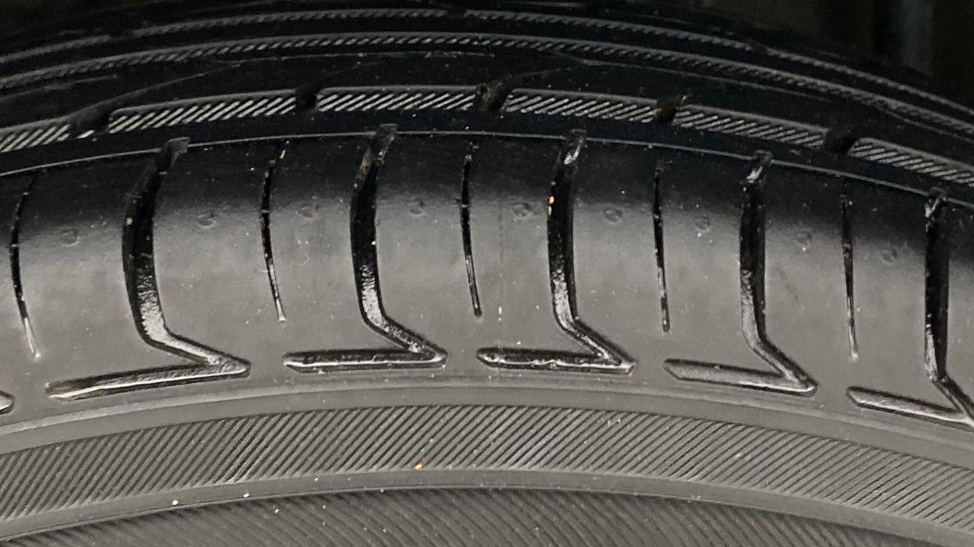 2014 Datsun Go T, Petrol, Manual, 23,093 km, Left Rear Tyre Tread