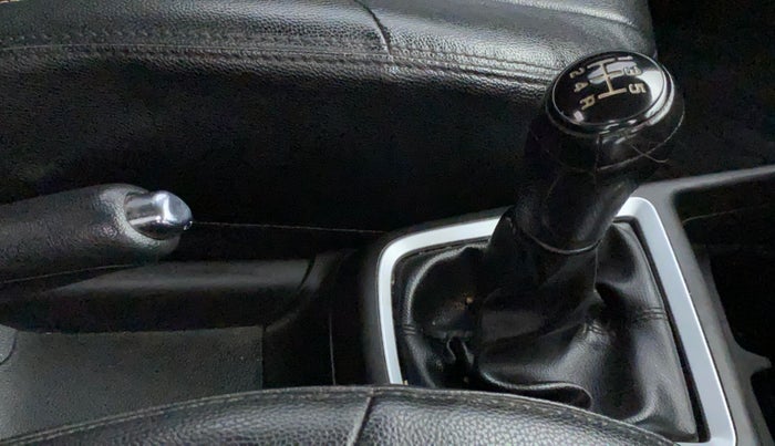 2018 Maruti Swift ZXI PLUS, Petrol, Manual, 74,803 km, Gear Lever