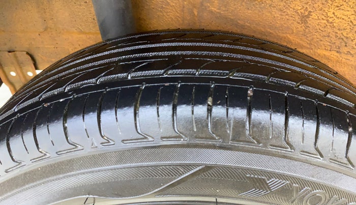 2020 Maruti S PRESSO VXI+, Petrol, Manual, 63,364 km, Right Rear Tyre Tread