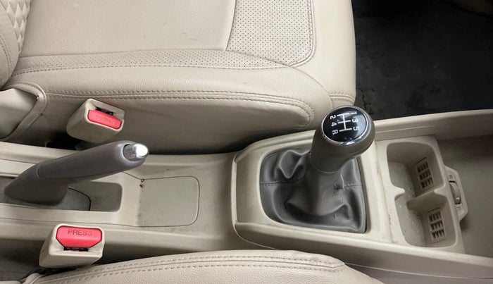 2020 Maruti Ertiga VXI SHVS, Petrol, Manual, 64,200 km, Gear Lever