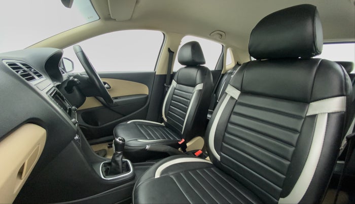 2016 Volkswagen Polo HIGHLINE1.2L PETROL, CNG, Manual, 85,667 km, Right Side Front Door Cabin