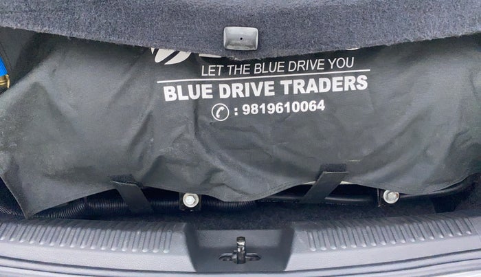 2016 Volkswagen Polo HIGHLINE1.2L PETROL, CNG, Manual, 85,667 km, Boot Inside