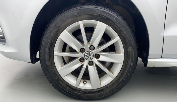 2016 Volkswagen Polo HIGHLINE1.2L PETROL, CNG, Manual, 85,667 km, Left Front Wheel