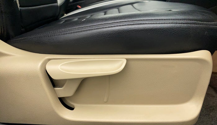 2016 Volkswagen Polo HIGHLINE1.2L PETROL, CNG, Manual, 85,667 km, Driver Side Adjustment Panel