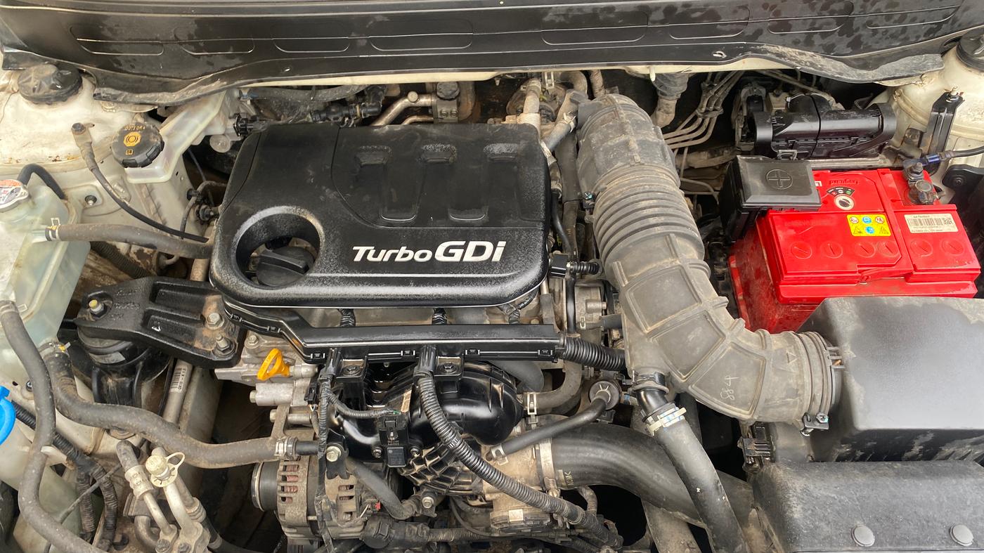 2019 Hyundai VENUE SX 1.0 TURBO, Petrol, Manual, 1,07,382 km, Engine View