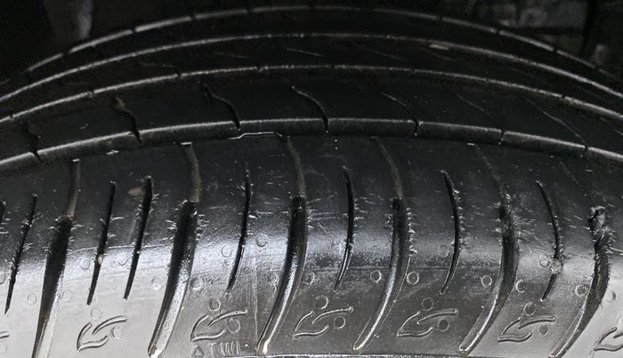 2020 Maruti Vitara Brezza ZXI +, Petrol, Manual, 15,421 km, Right Front Tyre Tread