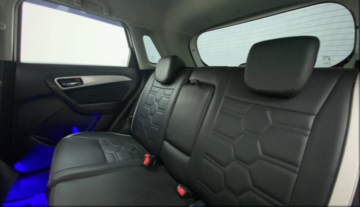 2020 Maruti Vitara Brezza ZXI +, Petrol, Manual, 15,421 km, Right Side Rear Door Cabin