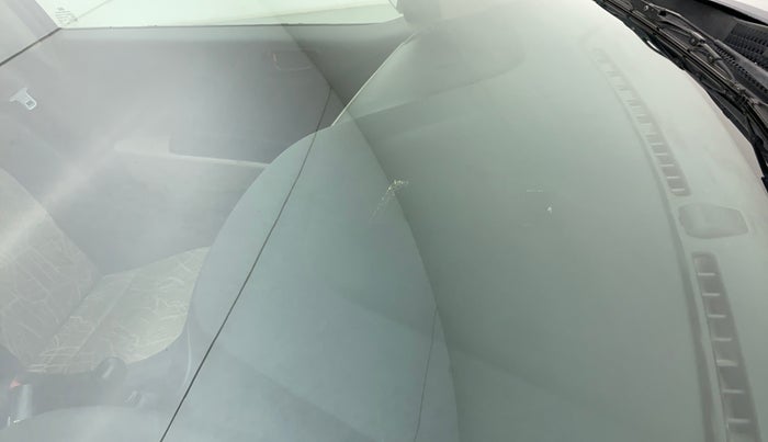 2017 Hyundai Grand i10 MAGNA 1.2 KAPPA VTVT, Petrol, Manual, 34,006 km, Front windshield - Minor spot on windshield