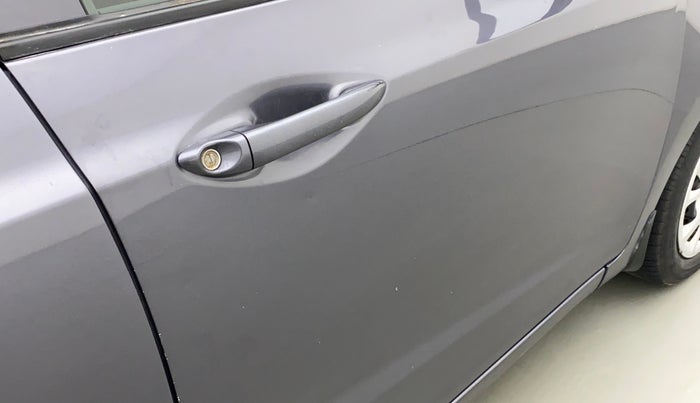2017 Hyundai Grand i10 MAGNA 1.2 KAPPA VTVT, Petrol, Manual, 34,006 km, Driver-side door - Slightly dented