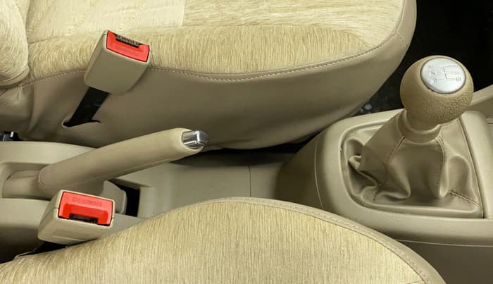 2015 Maruti Ertiga VXI, Petrol, Manual, 39,960 km, Gear Lever