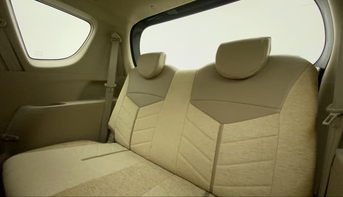 2015 Maruti Ertiga VXI, Petrol, Manual, 39,960 km, Third Seat Row ( optional )