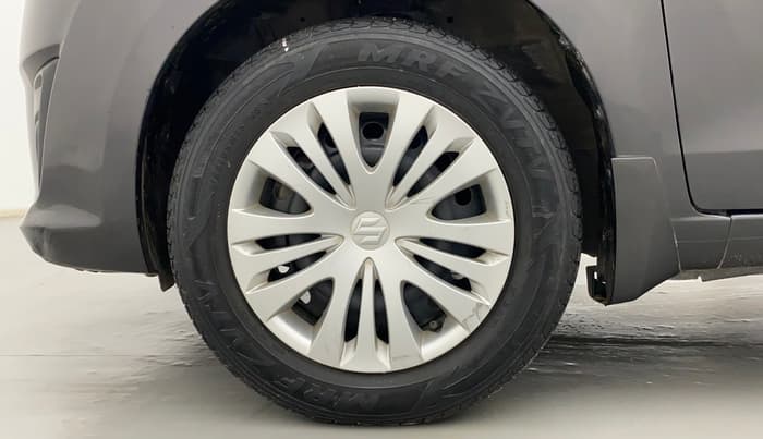 2015 Maruti Ertiga VXI, Petrol, Manual, 39,960 km, Left Front Wheel