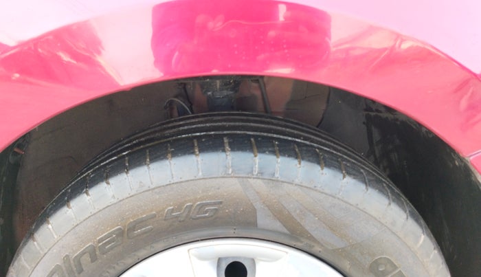 2017 Hyundai Elite i20 SPORTZ 1.2, Petrol, Manual, 1,30,496 km, Right Front Tyre Tread