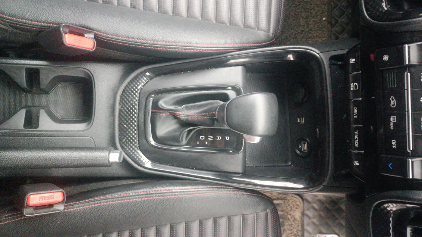 2023 KIA SONET GTX PLUS 1.5 AT, Diesel, Automatic, 56,351 km, Gear Lever