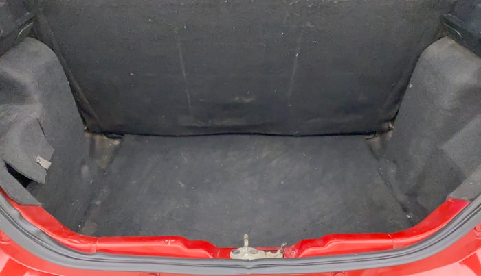 2019 Tata Tiago XZ+ 1.2 Revotron, Petrol, Manual, 27,746 km, Boot Inside