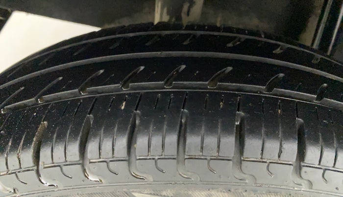 2017 Datsun Redi Go S 1.0, Petrol, Manual, 71,823 km, Right Rear Tyre Tread