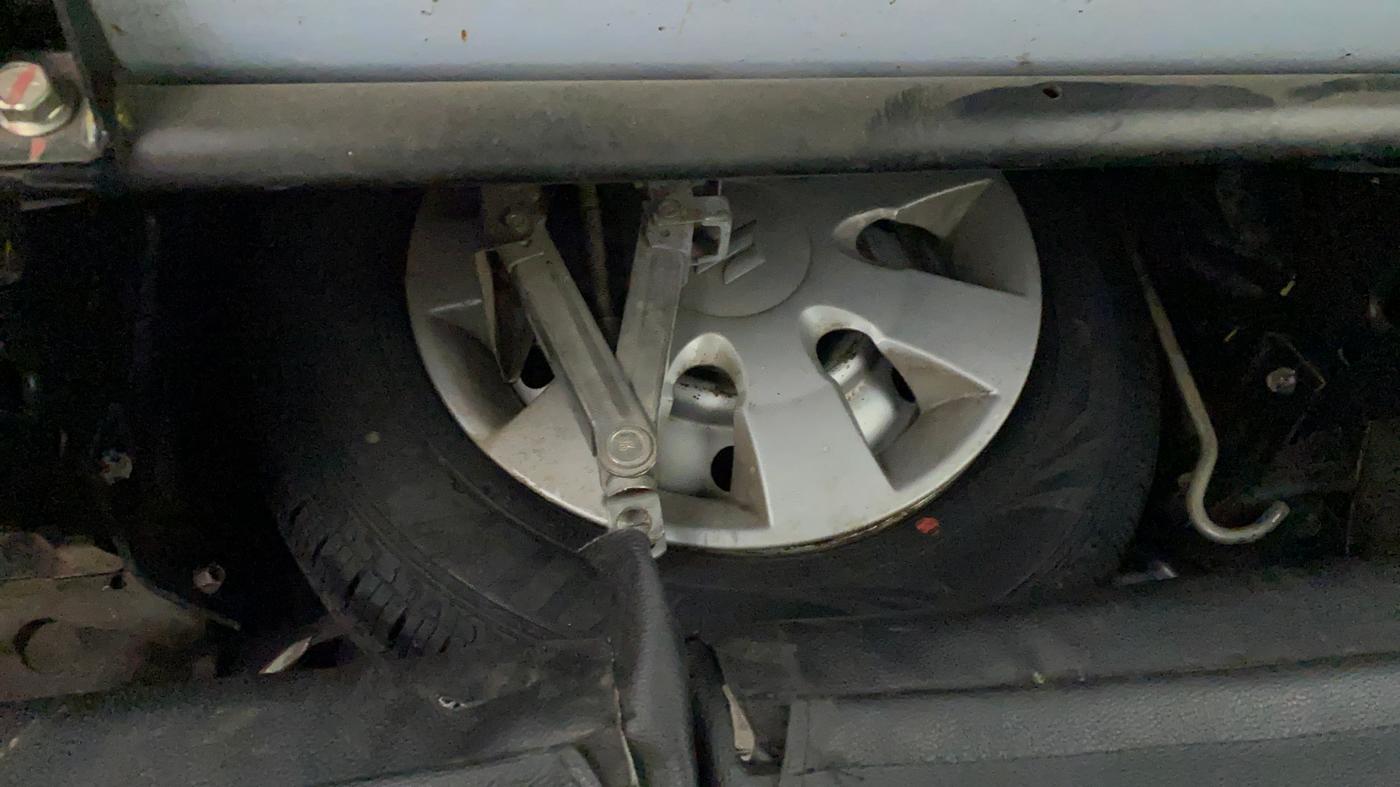 2014 Maruti Wagon R 1.0 LXI CNG, CNG, Manual, 1,18,174 km, Spare Tyre
