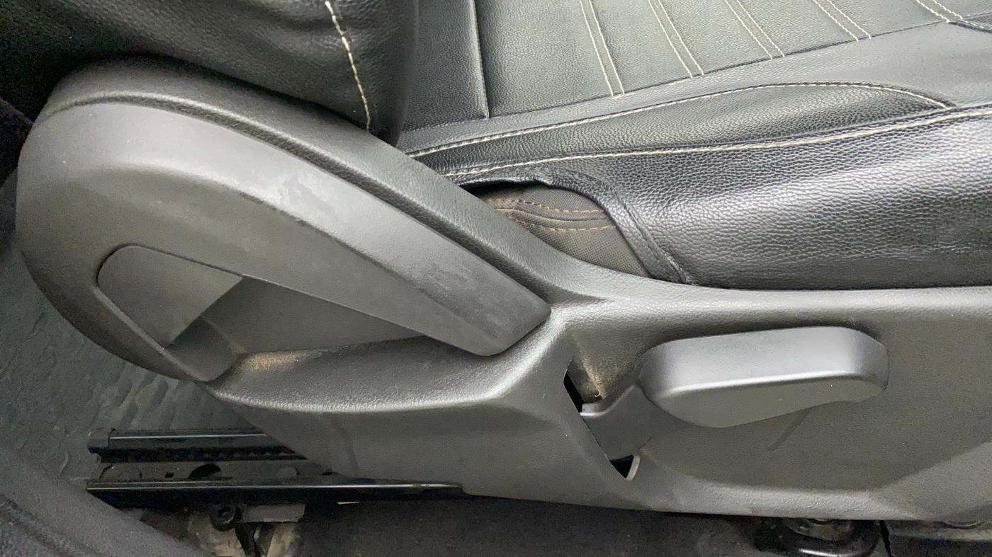 2018 Ford FREESTYLE TITANIUM 1.2 PETROL, Petrol, Manual, 59,676 km, Driver Side Adjustment Panel