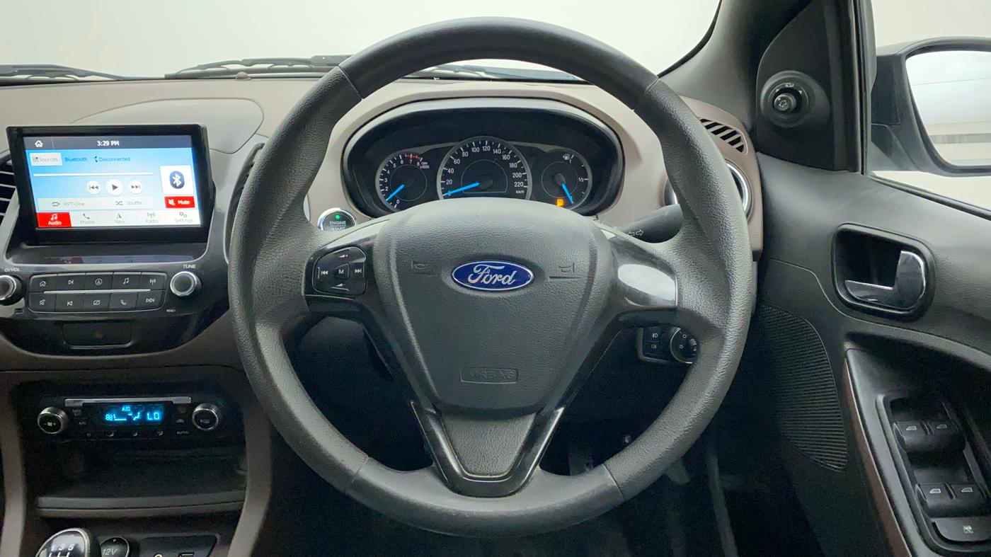 2018 Ford FREESTYLE TITANIUM 1.2 PETROL, Petrol, Manual, 59,676 km, Steering Wheel Close Up