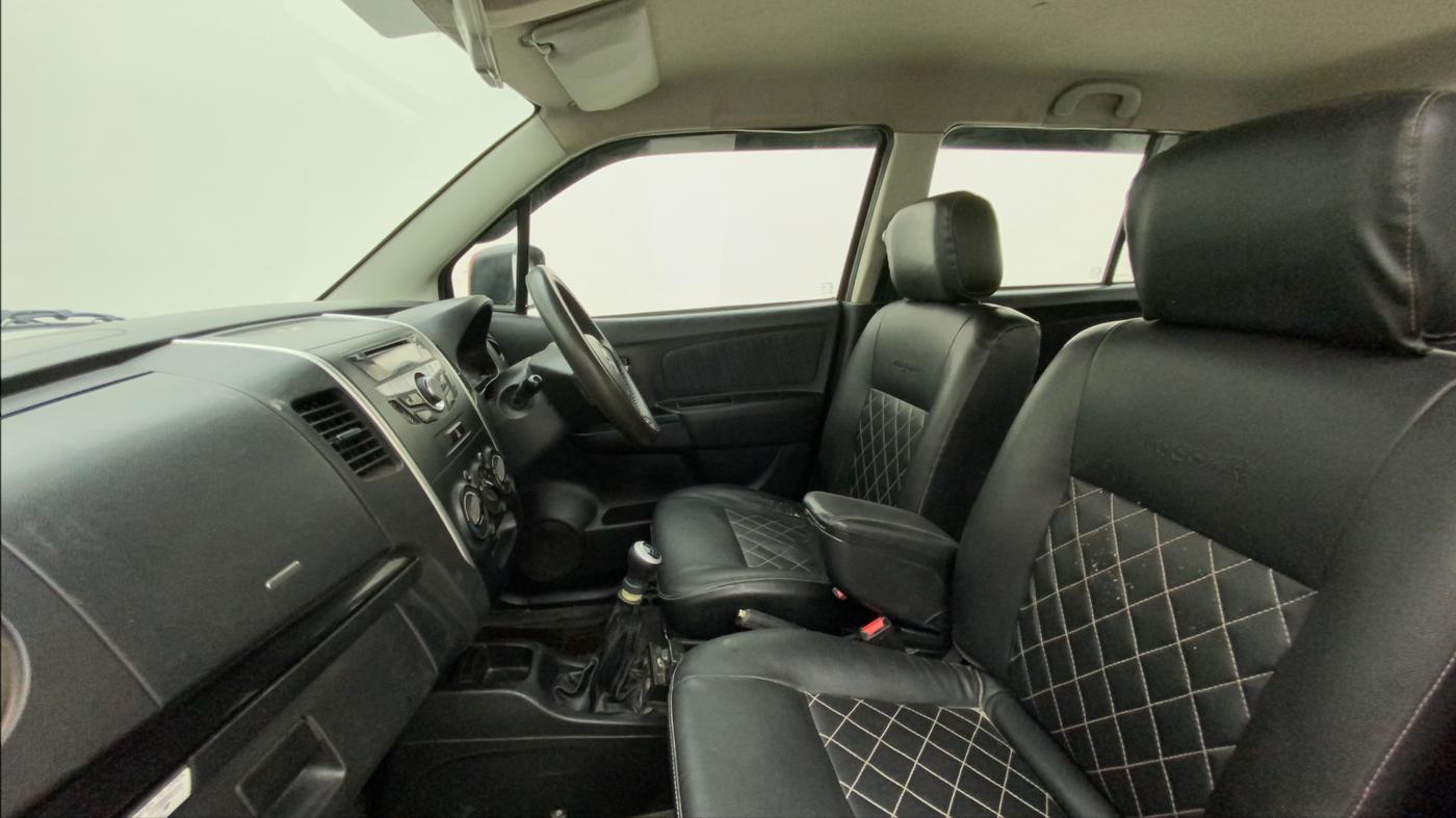 2013 Maruti Wagon R Stingray VXI, Petrol, Manual, 93,777 km, Right Side Front Door Cabin