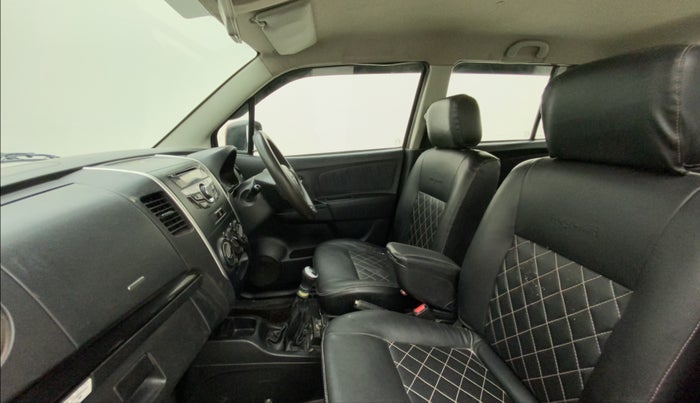 2013 Maruti Wagon R Stingray VXI, Petrol, Manual, 93,777 km, Right Side Front Door Cabin