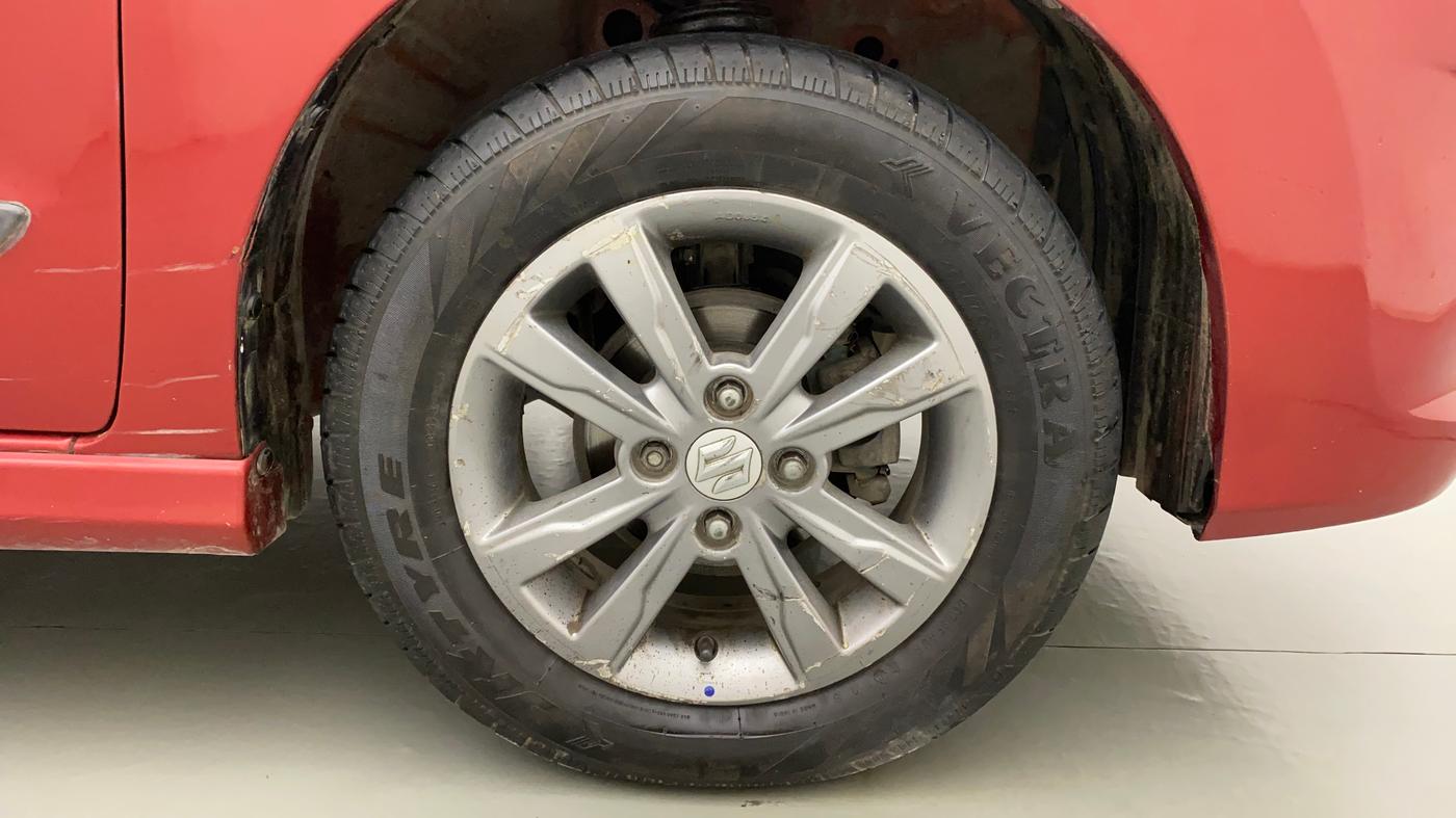 2013 Maruti Wagon R Stingray VXI, Petrol, Manual, 93,777 km, Right Front Wheel