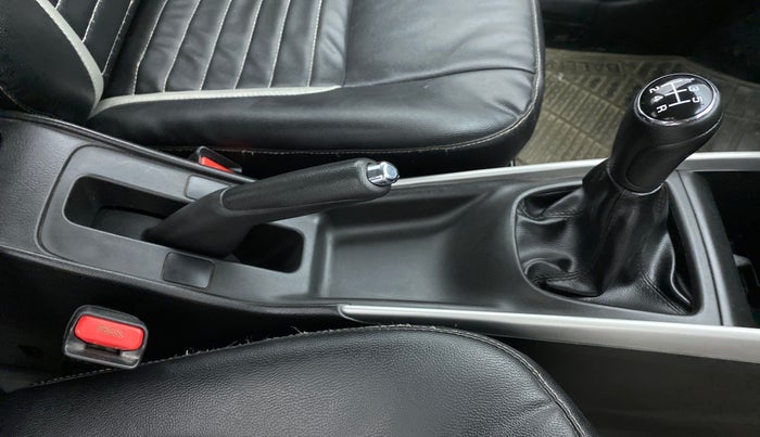2017 Maruti Baleno DELTA 1.2 K12, Petrol, Manual, 47,178 km, Gear Lever