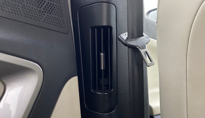 2021 Tata Safari XZA PLUS, Diesel, Automatic, 40,660 km, Rear AC Vents