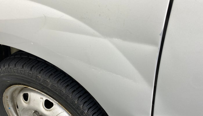 2012 Maruti Zen Estilo LXI CNG, CNG, Manual, 45,356 km, Left fender - Slightly dented