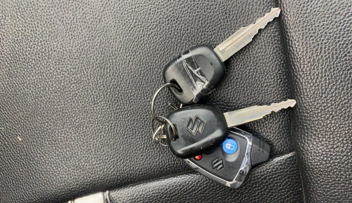 2019 Maruti Alto 800 LXI CNG, CNG, Manual, 38,323 km, Key Close Up