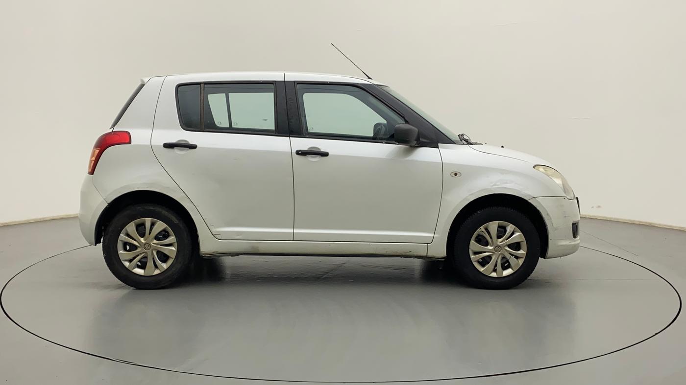 2011 Maruti Swift VXI, Petrol, Manual, 66,846 km, Right Side View