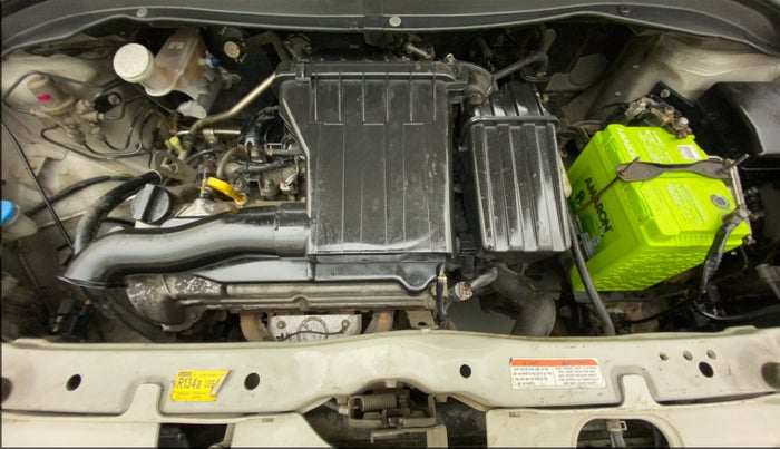 2011 Maruti Swift VXI, Petrol, Manual, 66,846 km, Open Bonet