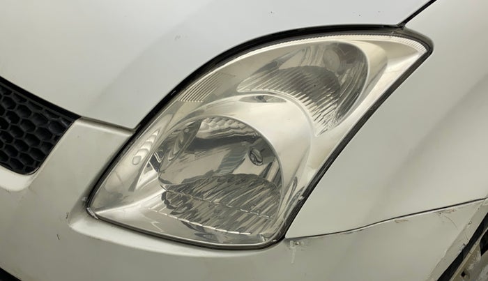 2011 Maruti Swift VXI, Petrol, Manual, 66,846 km, Left headlight - Minor scratches